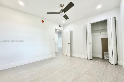 Copropriété à vendre à Lauderdale Lakes, Floride: 2 chambres, 93.09 m2 № 2023706 - photo 29