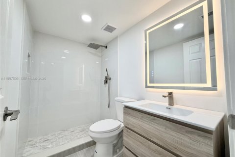 Copropriété à vendre à Lauderdale Lakes, Floride: 2 chambres, 93.09 m2 № 2023706 - photo 30