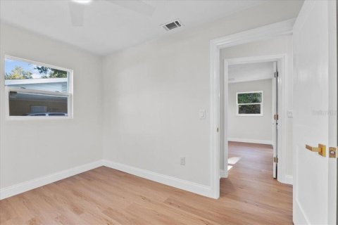 Casa en venta en Lakeland, Florida, 3 dormitorios, 118.17 m2 № 1902446 - foto 28