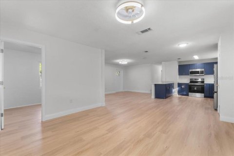 Casa en venta en Lakeland, Florida, 3 dormitorios, 118.17 m2 № 1902446 - foto 12