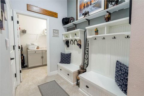 House in Winter Garden, Florida 3 bedrooms, 238.85 sq.m. № 1853658 - photo 18