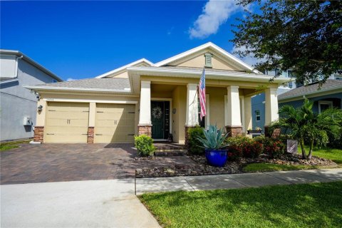House in Winter Garden, Florida 3 bedrooms, 238.85 sq.m. № 1853658 - photo 2