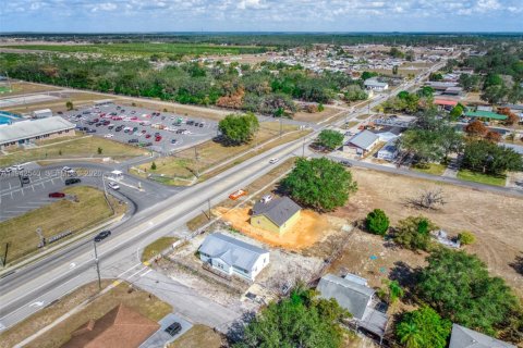 Propiedad comercial en venta en Sebring, Florida № 2152765 - foto 14