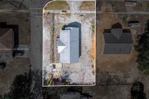 Propiedad comercial en venta en Sebring, Florida № 2152765 - foto 16