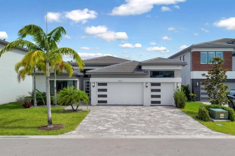 Villa ou maison à vendre à Boca Raton, Floride: 4 chambres, 287.25 m2 № 2183841 - photo 2