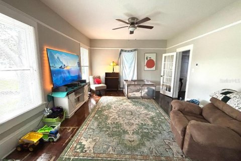 House in New Smyrna Beach, Florida 3 bedrooms, 159.79 sq.m. № 1799713 - photo 12