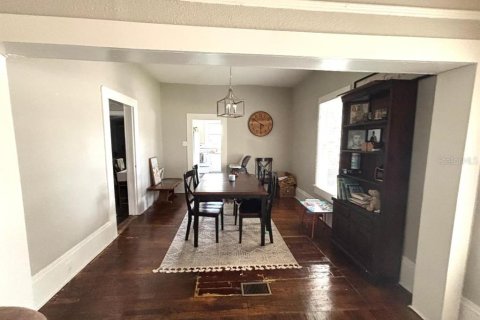 House in New Smyrna Beach, Florida 3 bedrooms, 159.79 sq.m. № 1799713 - photo 11