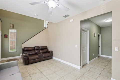 Townhouse in Plant City, Florida 3 bedrooms, 161 sq.m. № 1812842 - photo 9