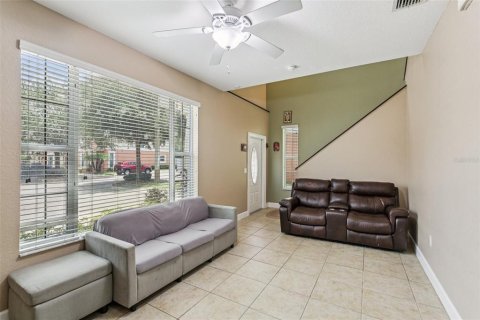 Townhouse in Plant City, Florida 3 bedrooms, 161 sq.m. № 1812842 - photo 4