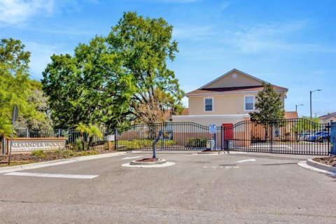 Townhouse in Plant City, Florida 3 bedrooms, 161 sq.m. № 1812842 - photo 28