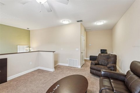 Townhouse in Plant City, Florida 3 bedrooms, 161 sq.m. № 1812842 - photo 18
