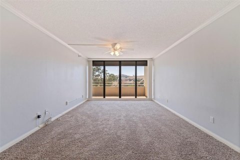 Condominio en venta en Gulfport, Florida, 3 dormitorios, 177.63 m2 № 1852526 - foto 25