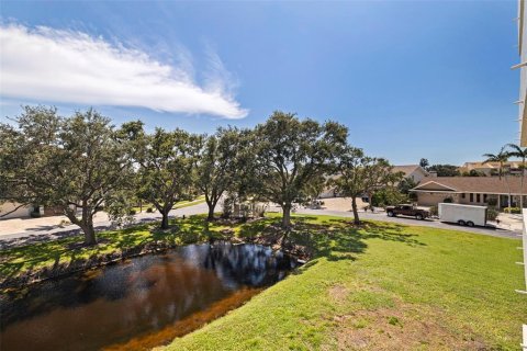 Condominio en venta en Gulfport, Florida, 3 dormitorios, 177.63 m2 № 1852526 - foto 9