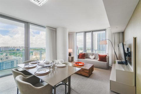 Copropriété à vendre à Hollywood, Floride: 2 chambres, 100.98 m2 № 1971919 - photo 8