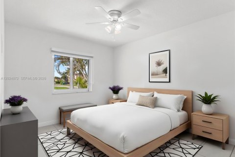 Villa ou maison à louer à Miami, Floride: 4 chambres, 187.2 m2 № 2084317 - photo 9