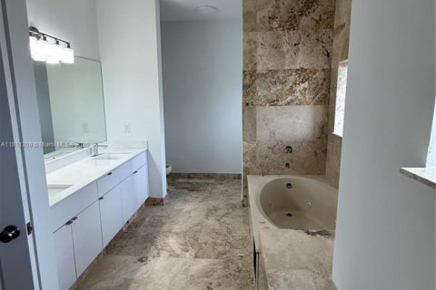 Villa ou maison à vendre à Homestead, Floride: 3 chambres, 241.82 m2 № 1935095 - photo 11