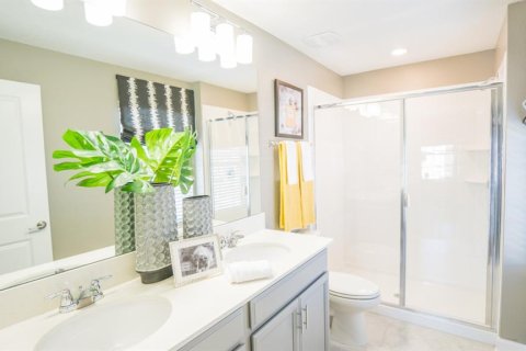 Townhouse in Clermont, Florida 3 bedrooms, 163.04 sq.m. № 1902093 - photo 10