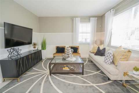 Townhouse in Clermont, Florida 3 bedrooms, 163.04 sq.m. № 1902093 - photo 4