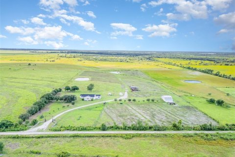 Купить виллу или дом в Она, Флорида 5 комнат, 257.9м2, № 1915443 - фото 26
