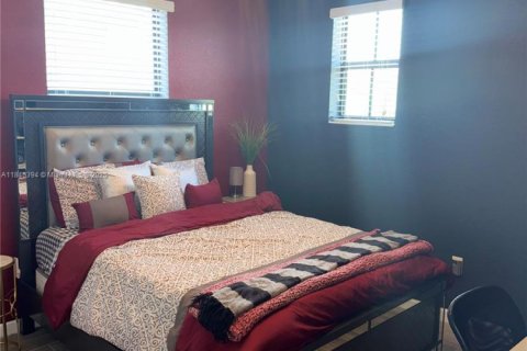 Villa ou maison à louer à Homestead, Floride: 1 chambre, 232.63 m2 № 1845822 - photo 13