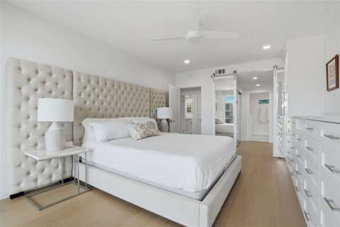 Condominio en venta en Belleair, Florida, 2 dormitorios, 130.34 m2 № 2258436 - foto 25