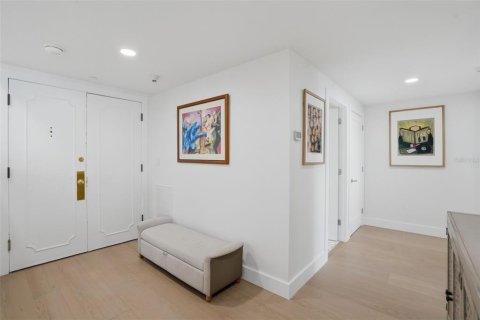 Condominio en venta en Belleair, Florida, 2 dormitorios, 130.34 m2 № 2258436 - foto 18
