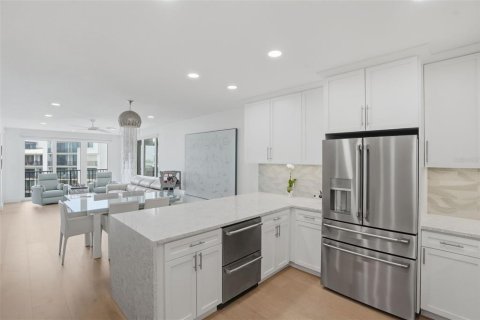 Condominio en venta en Belleair, Florida, 2 dormitorios, 130.34 m2 № 2258436 - foto 10