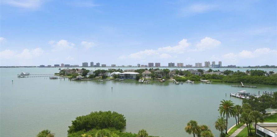 Condominio en Belleair, Florida, 2 dormitorios  № 2258436