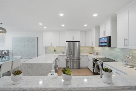 Condominio en venta en Belleair, Florida, 2 dormitorios, 130.34 m2 № 2258436 - foto 23
