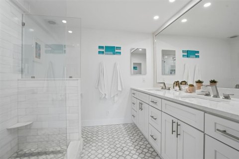 Condominio en venta en Belleair, Florida, 2 dormitorios, 130.34 m2 № 2258436 - foto 28