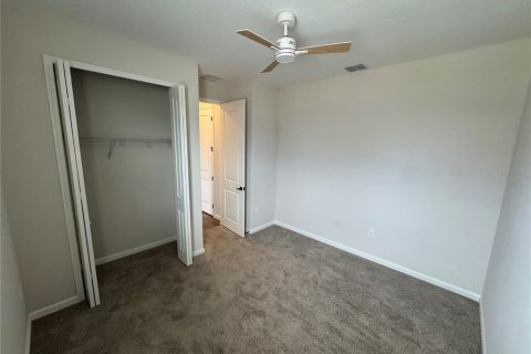 Villa ou maison à vendre à Haines City, Floride: 4 chambres, 192.77 m2 № 2411675 - photo 8