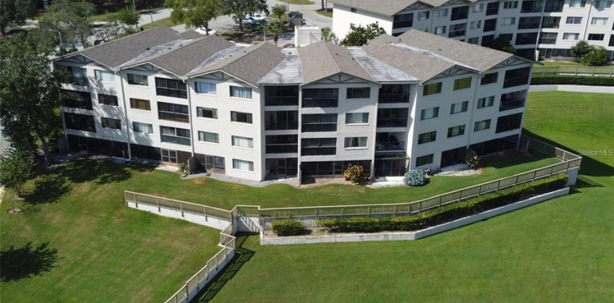 Condo in Altamonte Springs, Florida, 2 bedrooms  № 2221327