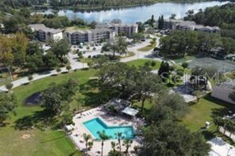 Condo in Altamonte Springs, Florida, 2 bedrooms  № 2221327 - photo 6