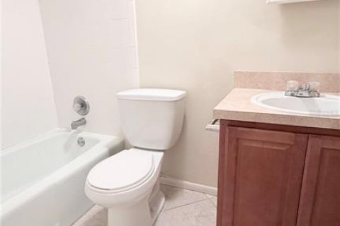 Copropriété à louer à Orlando, Floride: 1 chambre, 67.82 m2 № 2408634 - photo 8