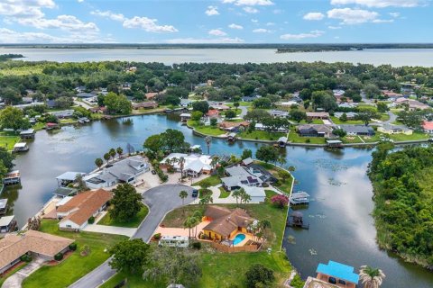 Villa ou maison à louer à Fruitland Park, Floride: 2 chambres, 153.29 m2 № 2150952 - photo 24