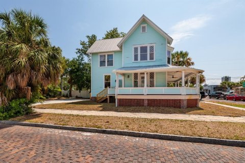 House in Saint Petersburg, Florida 3 bedrooms, 190.45 sq.m. № 1755202 - photo 23