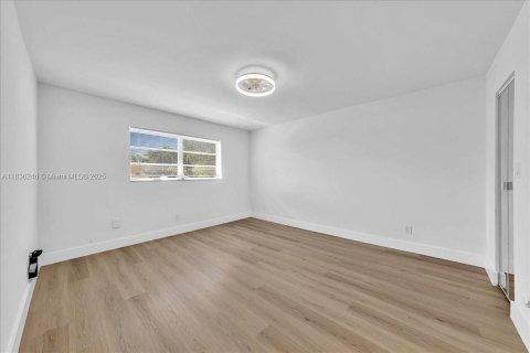 Copropriété à vendre à Tamarac, Floride: 2 chambres, 81.75 m2 № 1980662 - photo 24