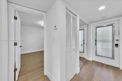 Copropriété à vendre à Tamarac, Floride: 2 chambres, 81.75 m2 № 1980662 - photo 19