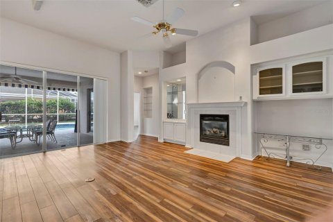 Villa ou maison à vendre à Orlando, Floride: 5 chambres, 299.98 m2 № 2388909 - photo 18