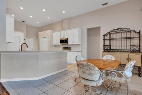 Villa ou maison à vendre à Orlando, Floride: 5 chambres, 299.98 m2 № 2388909 - photo 20
