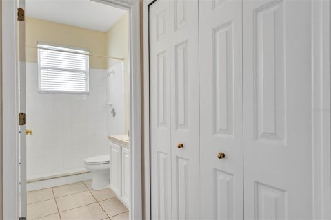 Villa ou maison à vendre à Orlando, Floride: 5 chambres, 299.98 m2 № 2388909 - photo 12