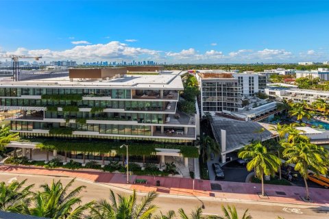 Condo in Miami Beach, Florida, 3 bedrooms  № 2022960 - photo 15