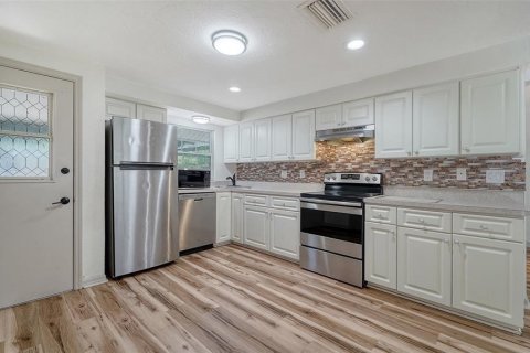 Casa en venta en Sarasota, Florida, 3 dormitorios, 99.41 m2 № 1805767 - foto 7