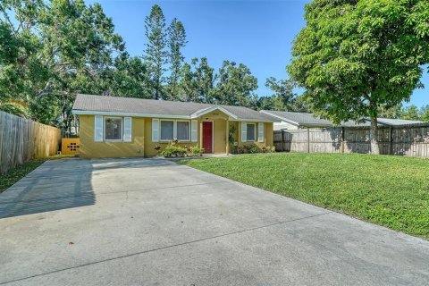 Casa en venta en Sarasota, Florida, 3 dormitorios, 99.41 m2 № 1805767 - foto 1