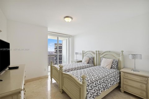 Condominio en alquiler en Hallandale Beach, Florida, 2 dormitorios, 161 m2 № 2339881 - foto 22