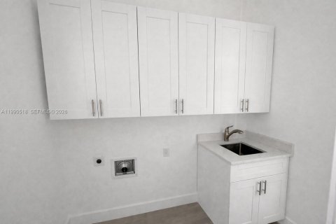 Casa en venta en Punta Gorda, Florida, 3 dormitorios № 2057909 - foto 25