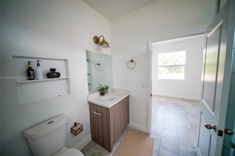 Villa ou maison à vendre à LaBelle, Floride: 3 chambres, 139.82 m2 № 1937172 - photo 10