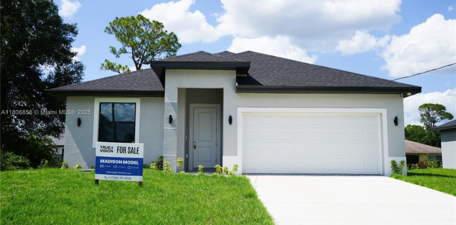 Villa ou maison à LaBelle, Floride 3 chambres, 139.82 m2 № 1937172