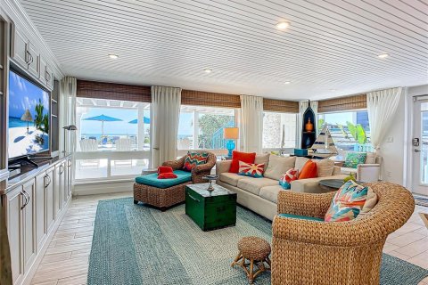 Immobilier commercial à vendre à New Smyrna Beach, Floride: 10 chambres, 614.27 m2 № 1912906 - photo 7
