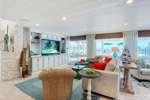 Immobilier commercial à vendre à New Smyrna Beach, Floride: 10 chambres, 614.27 m2 № 1912906 - photo 6